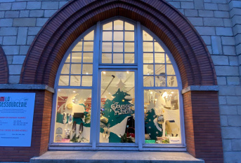 vitrine Noël faite par les élèves