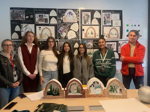 présentation des vitrines réalisées par les élèves