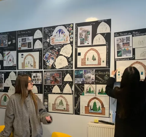 planches avec les projets des vitrines