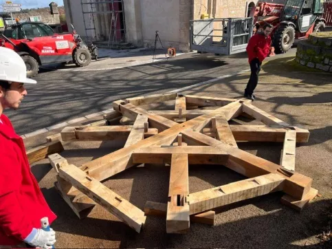 Base de la flèche en arêtier