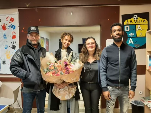 Sonia Rolland avec l'équipe éducative